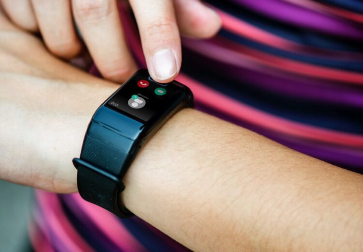 Smartwatch for Small Wrists