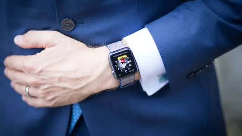 Smartwatch Features and Benefits
